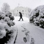 White House Tries to Post a Snow Pic but the Internet Roasts Them Like a Marshmallow on a Winter’s Night