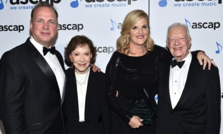 Garth Brooks, Trisha Yearwood’s friendship with President Carter spanned years: ‘They’ve inspired us’