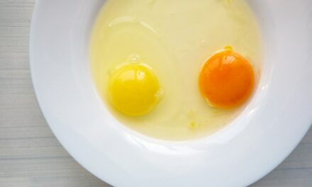 Does the color of an egg’s yolk mean anything?