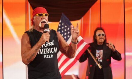 WWE legend Hulk Hogan hears boos on ‘Monday Night Raw,’ Los Angeles fans face criticism