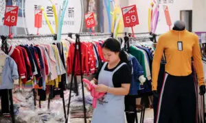 China’s Economy Shows Strain as US Tariff Threats Loom