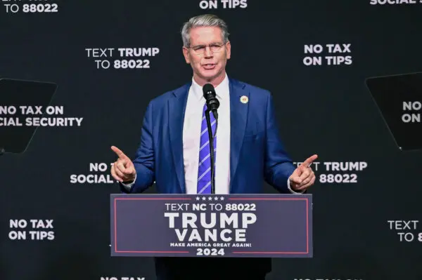 Investor Scott Bessent speaks in Asheville, N.C., on Aug. 14, 2024. (Matt Kelley/AP Photo)