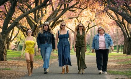 Netflix’s New Female Comedy Savagely Roasted, Looks Like Hot Garbage