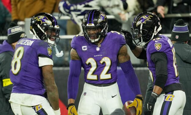 Derrick Henry, Ravens run wild for win over Steelers in NFL playoffs