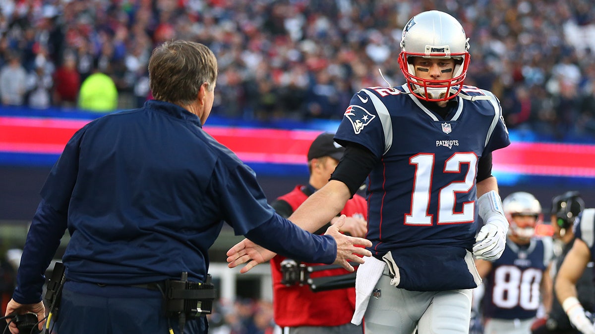 Tom Brady slaps Bill Belichick's hands