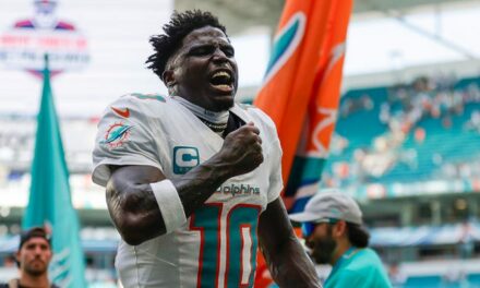 Dolphins Brass Throws Cold Water On Tyreek Hill Trade