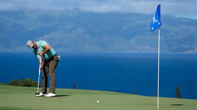 Adam Scott putts on the fourth hole during The 2023 Sentry Tournament of Champions golf tournament at Kapalua Resort. (Kyle Terada-USA TODAY Sports)