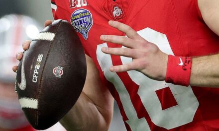 Ohio State quarterback Will Howard’s unusual-looking hand injury sparks concern on social media